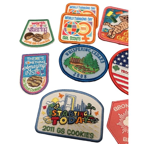 Brownies Girl Scouts Mixed Lot of 11 GSNETX Event Patches 2011-2015 - Picture 4 of 10